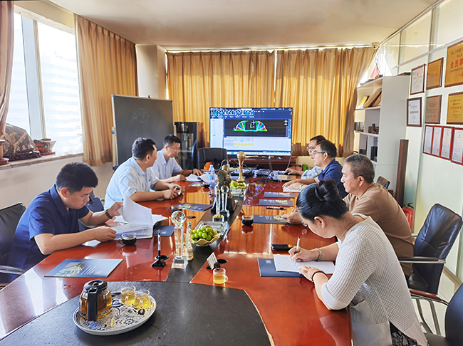 10月 先進專用設(shè)備制造企業(yè)數(shù)字化轉(zhuǎn)型試點代表.jpg