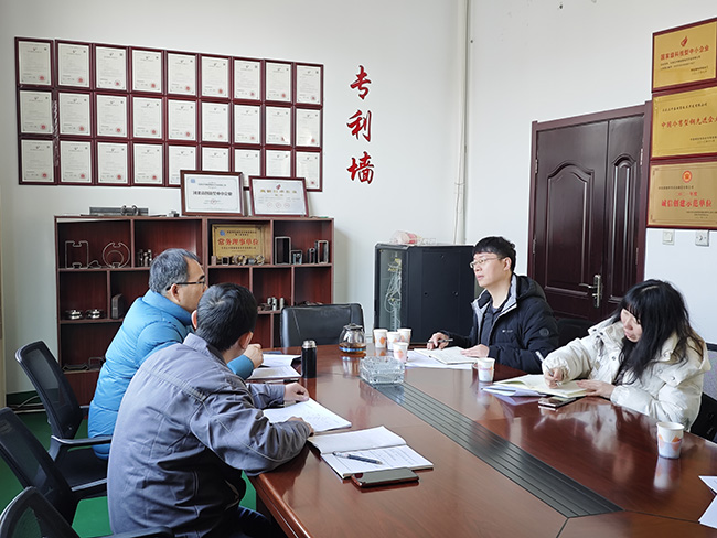 12月 河北鐵道大學(xué) 在人才培養(yǎng)、科學(xué)研究、科技創(chuàng)新、技術(shù)咨詢、人員培訓(xùn)等方面開展全面合作.jpg